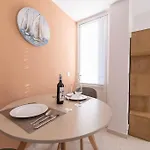 Sky Garden Apartamento *